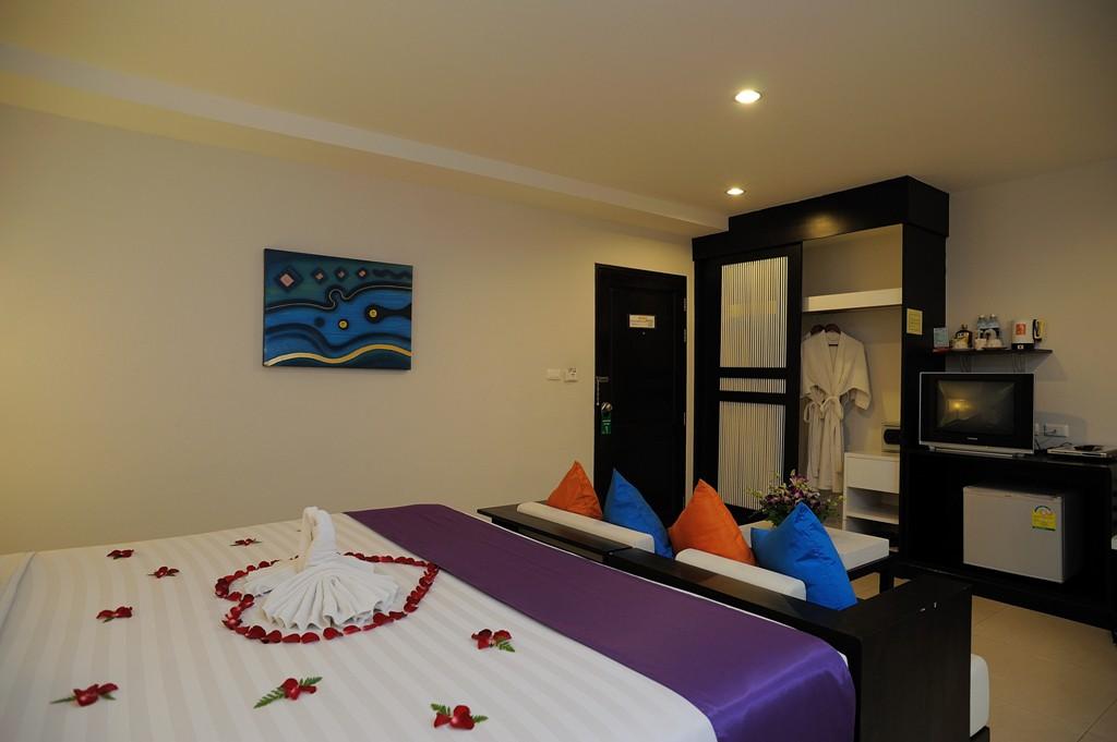 Baramee Resortel Patong Exterior foto